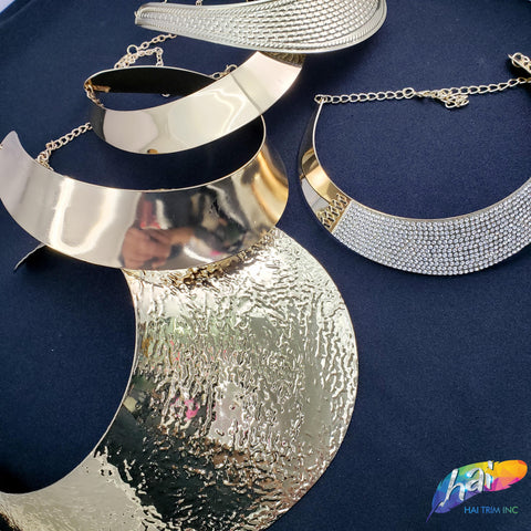 Gold on sale metal choker