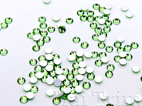 Peridot - Preciosa Non Hotfix Flatback Rhinestones